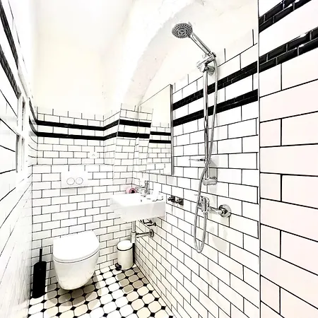 Апартаменты Riviera - Maison Du Chateau - Old Town - Promenade Des Ницца