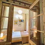 Apartman Riviera - Maison Du Chateau - Old Town - Promenade Des 3*