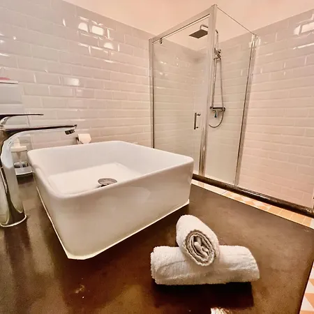 Riviera - Maison Du Chateau - Old Town - Promenade Des Διαμέρισμα 3*
